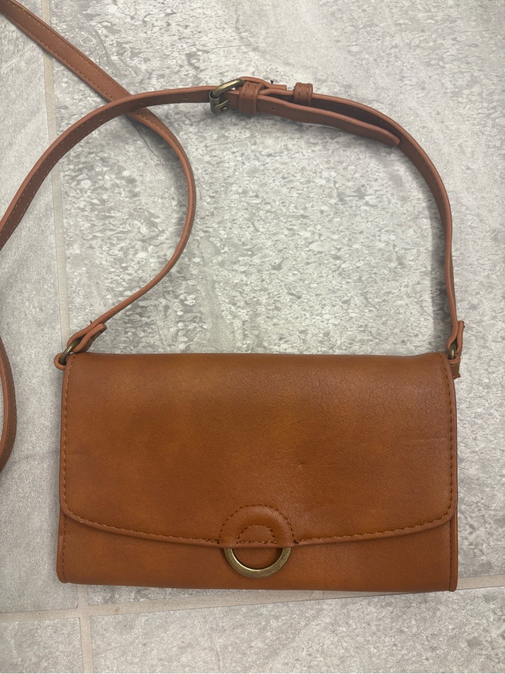 Leather Crossbody Bag in Cognac Brown - Unbranded